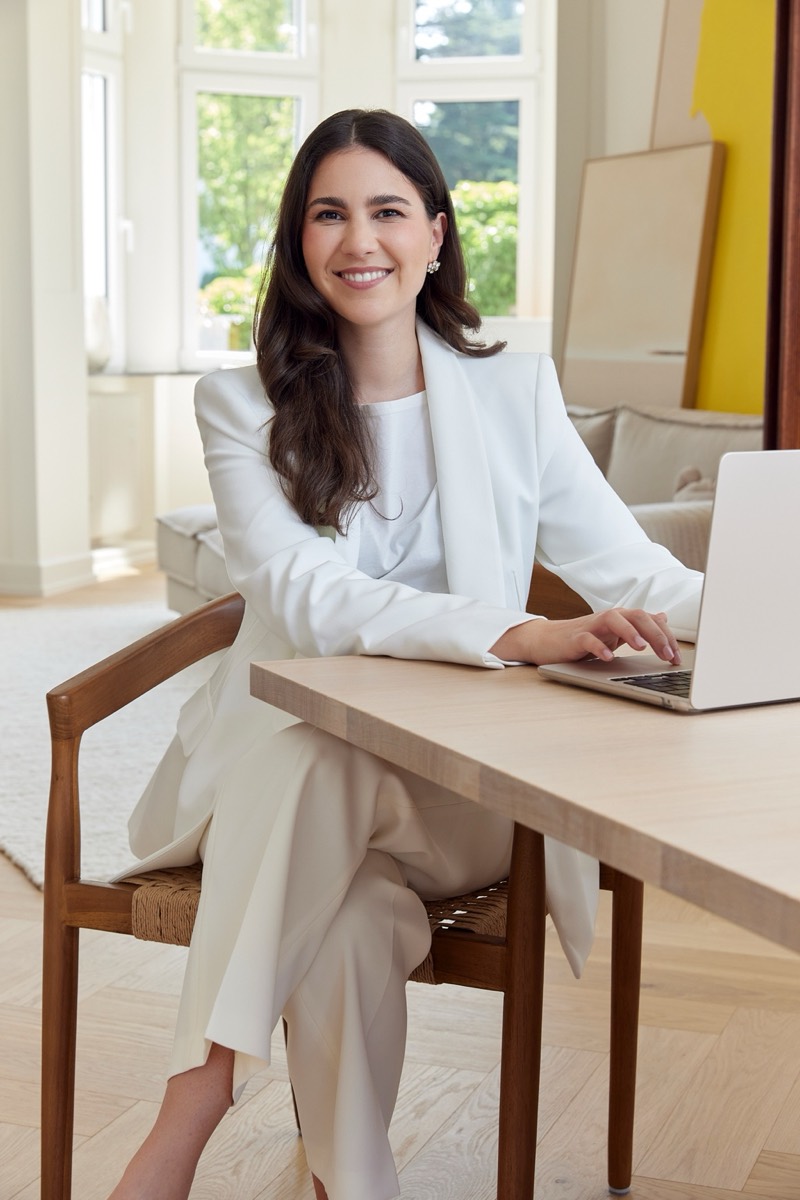 Dr. Alice Martin